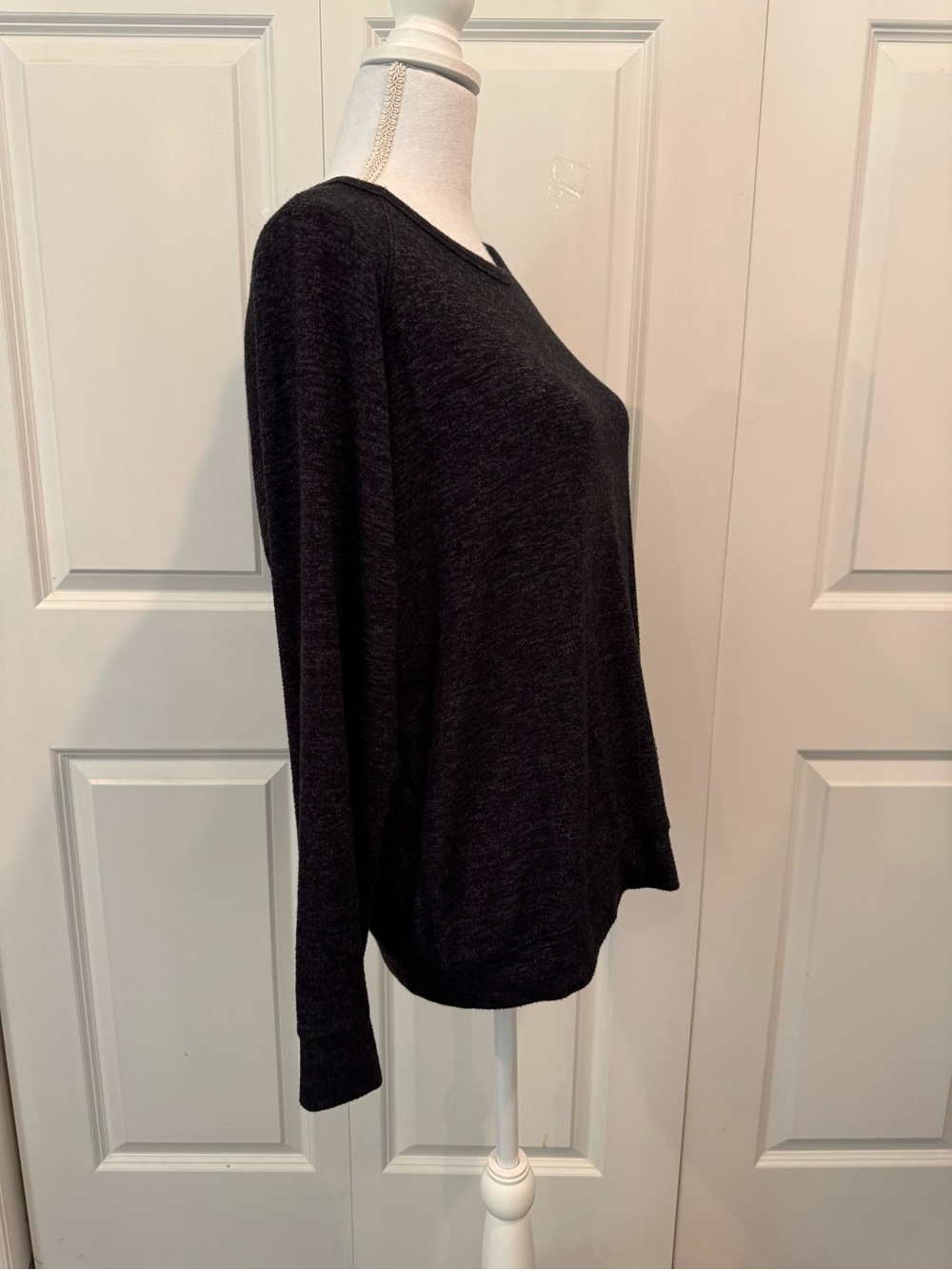 Buffalo David Bitton Charcoal Grey Marled Long Sleeve Crewneck Size M Minimalist - Picture 8 of 12
